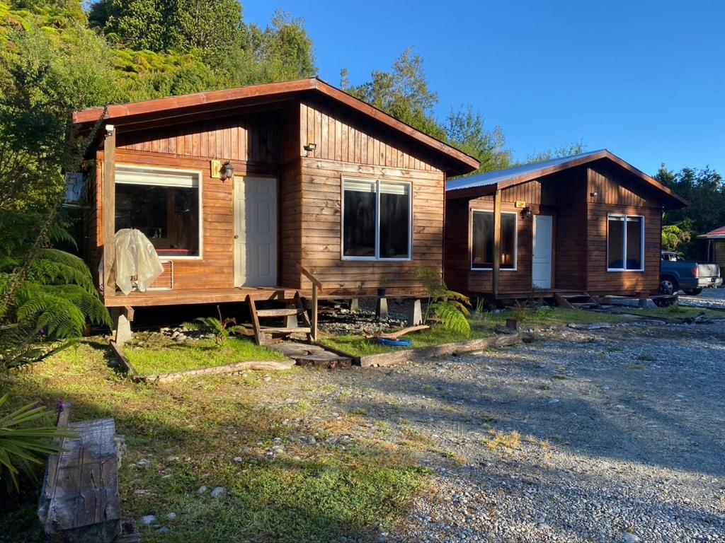 Cabanas & Tinajas Entre Volcanes Hornopiren Ngoại thất bức ảnh